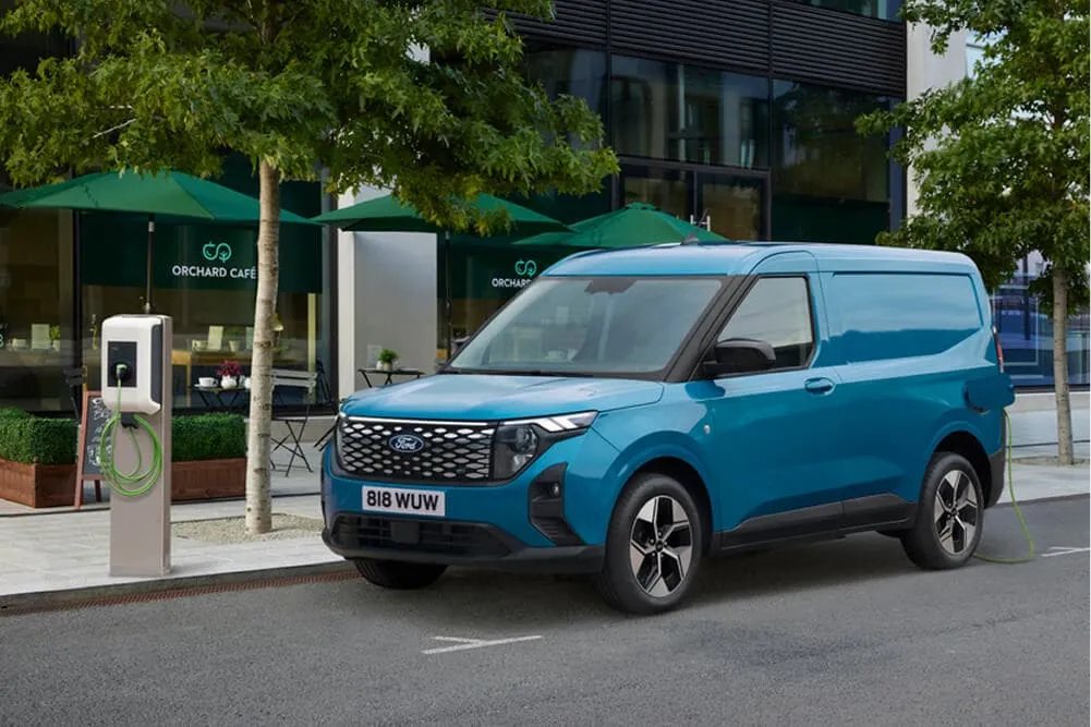 Ford PRO E-Transit Courier